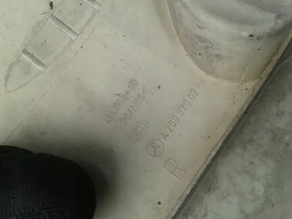 Rechter Achterlicht Mercedes W209 CLK A2098200264 image 3