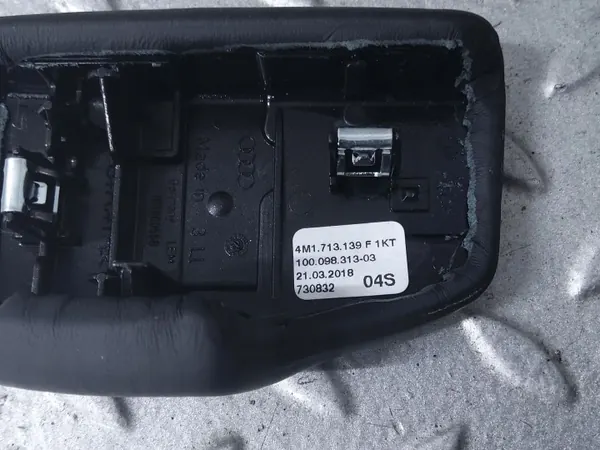 Levier de Vitesse Audi Q7 OEM 4M1713139F image 3