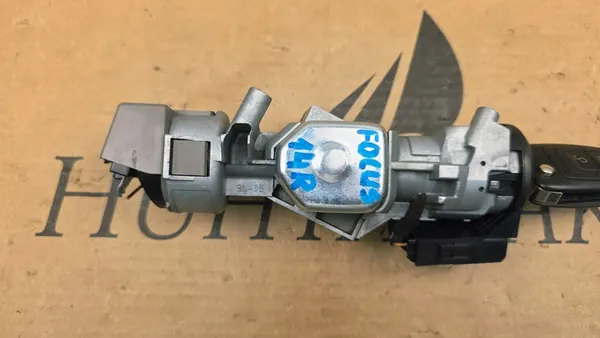 FORD FOCUS MK3 10-18 C-MAX MK2 KUGA II Juego de llave de encendido image 2