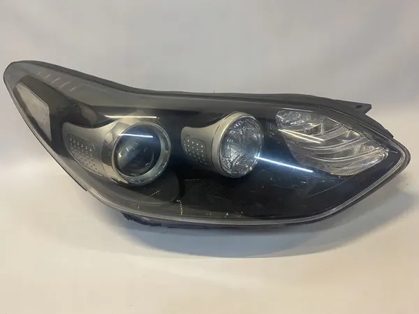 Faros derecho Kia Sportage IV OE 92102-F1000 image 2