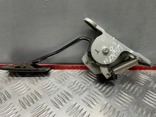 Gaspotentiometer Subaru Legacy IV 2.0B image 3