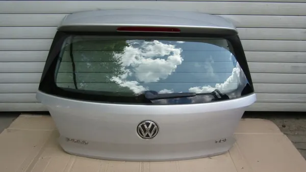 Tapa Maletero VW Polo 6R OEM LA7W - Usado image 2