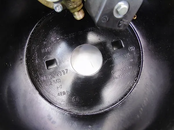 Tanque GPL SHARK 1200 OPTIMA NANO 47L Montagem Roda image 8