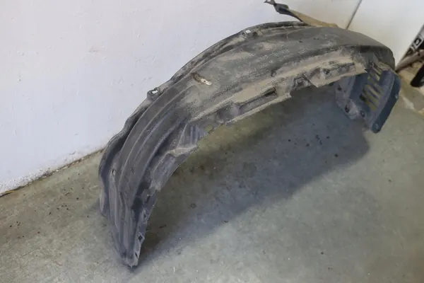 Right Front Wheel Arch Toyota Land Cruiser J150 2009- image 2