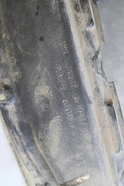 Right Front Wheel Arch Toyota Land Cruiser J150 2009- image 3