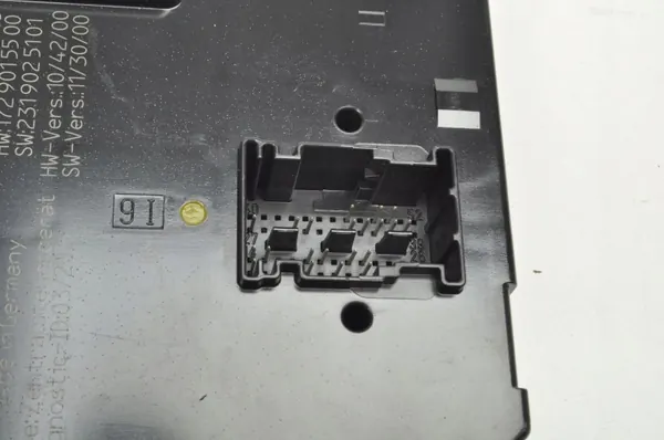 Mercedes SAM-moduuli OEM 1729060005 - Käytetty image 4