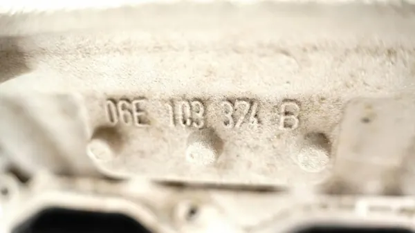 Oikea Sylinterikansi OEM 375485560 Audi A4 B7 image 6