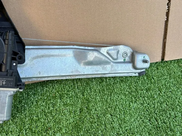 Mecanismo de Janela Dacia Logan III 2021 Frontal Direito 807209782R image 5