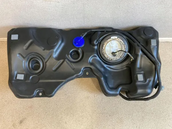 Tanque combustível BMW 1 F40 OEM 7460941 - Usado image 9