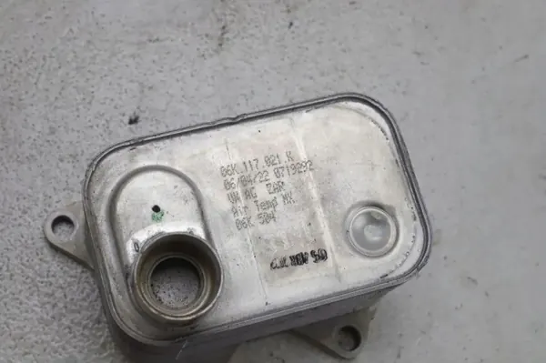 Refroidisseur d'huile VW OEM 06K117021K 2.0L essence image 2