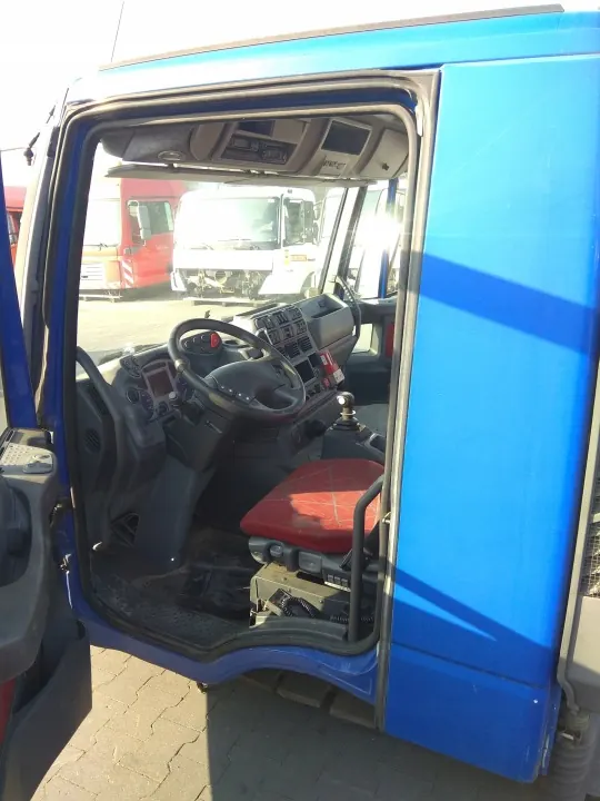 Cabine Iveco OE d'occasion pour Stralis Trakker image 3