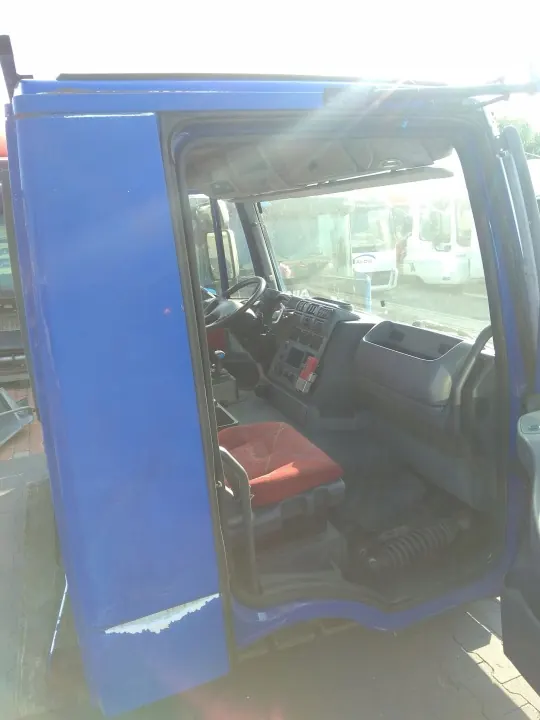 Cabine Iveco OE d'occasion pour Stralis Trakker image 7