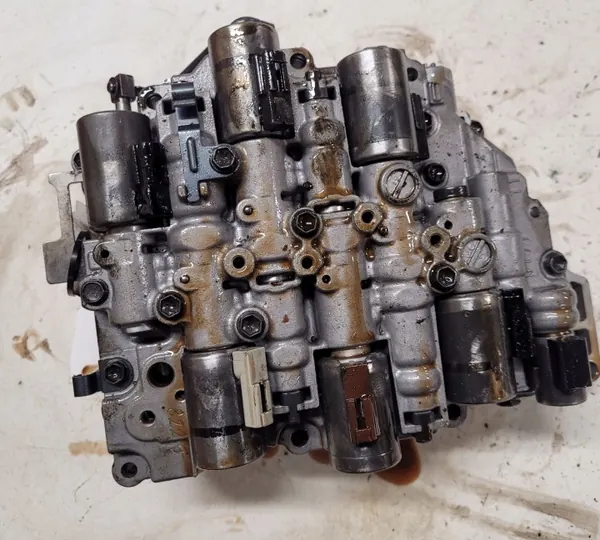 Opel Vectra C 2006 vaihteiston hydrauliikkayksikkö OEM JUT74370 image 5