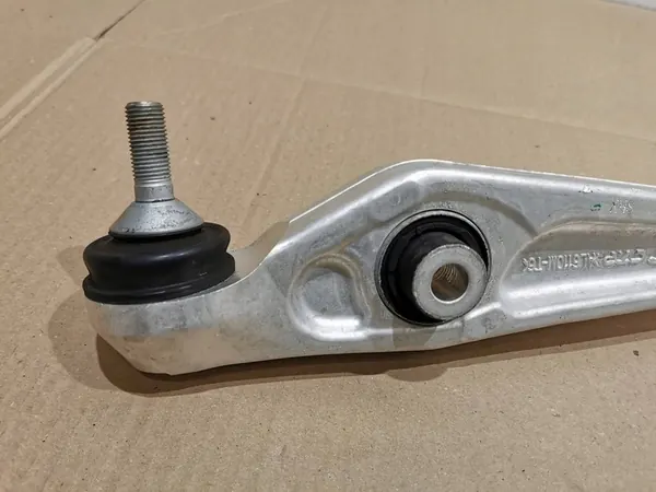 TESLA MODEL 3 17- Braccio di Controllo Anteriore RWD 104434100D image 2