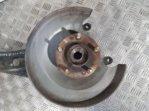 Mitsubishi Outlander 2017 Mozzo ruota posteriore sinistro image 2