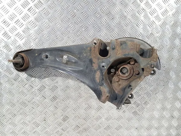 Mitsubishi Outlander 2017 Mozzo ruota posteriore sinistro image 4