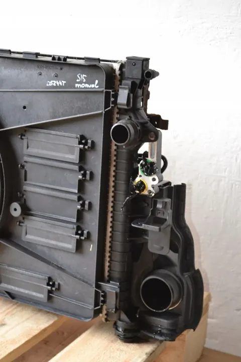 Conjunto de refrigeración para Volvo S80 II V70 III XC70 2007-2012 OEM image 4