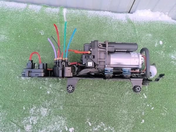 Audi E-Tron veringcompressor OEM 4KE616005E 4KE616006F image 3