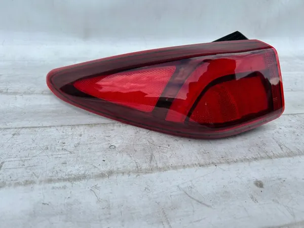 LÁMPARA TRASERA IZQUIERDA HYUNDAI KONA 92401-J9600 image 3