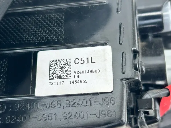 LÁMPARA TRASERA IZQUIERDA HYUNDAI KONA 92401-J9600 image 8