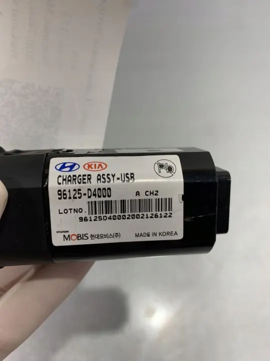 Kia USB-aansluiting OEM FBZ18189 voor Stonic 2020 image 4