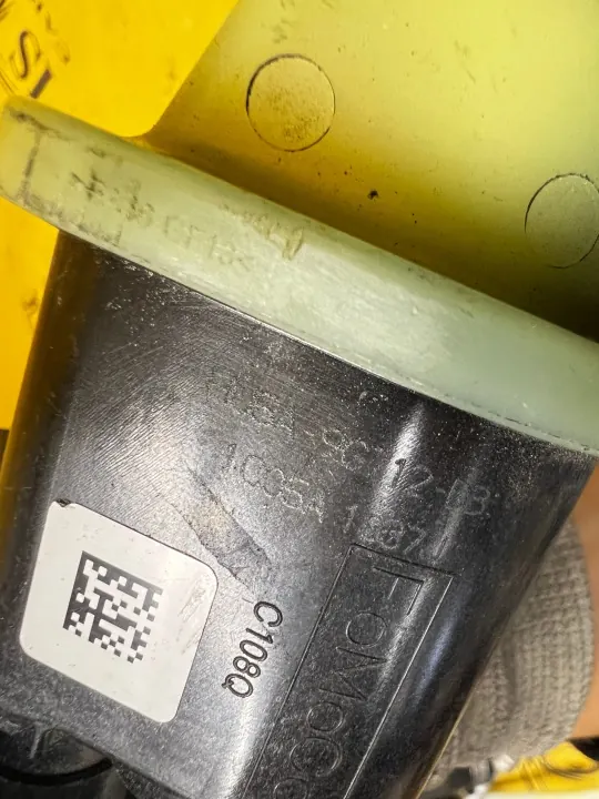 Sensor de válvula de combustible OEM HU5A-9Y477-AC Ford Explorer image 8