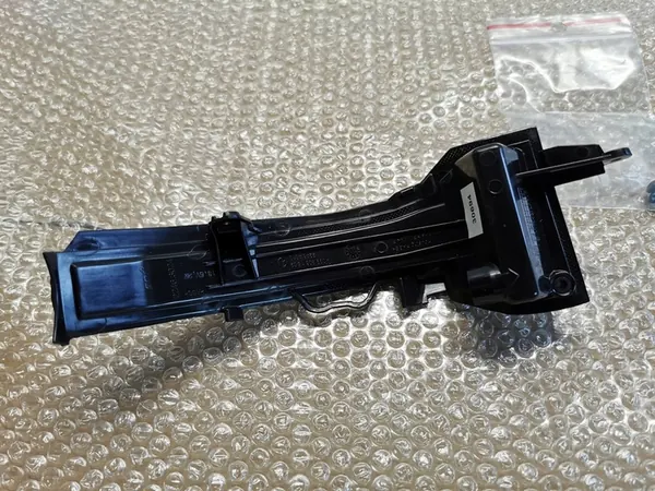 Indicador de Espelho Direito MERCEDES A CLA W177 W118 image 4