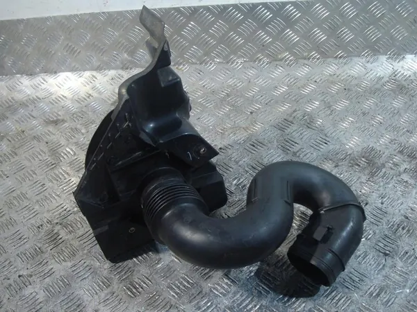 Mangueira de admissão VIVARO B 1.6 CDTI 14-19 TRAFIC 960155230R image 4