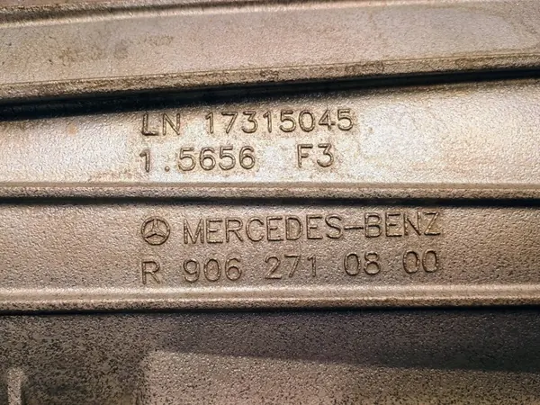 Caixa de transmissão automática OEM R9062710800 Sprinter image 4