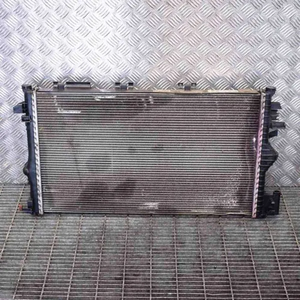 Pieza de refrigeración OEM 13241725 para Opel Insignia A image 2