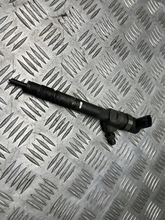 Inyector OEM 885858585 para Renault Master III 2.3DCI image 2
