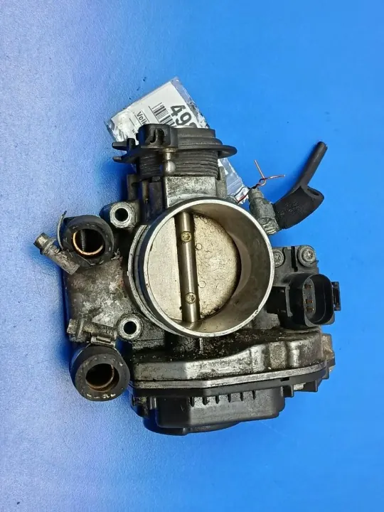 Cuerpo de mariposa VW Passat B5 1.8 OEM 058133063H image 3