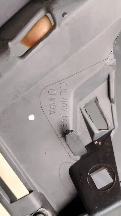 Supporto faro antinebbia sinistro SEAT IBIZA IV CUPRA image 3