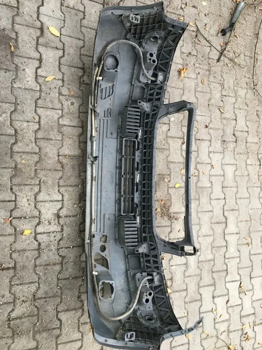 Paraurti anteriore VW Transporter T5 2004- image 9