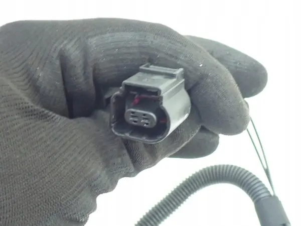 AdBlue-letku OEM 5QA131983E VW Touran 2.0 TDI:lle image 4