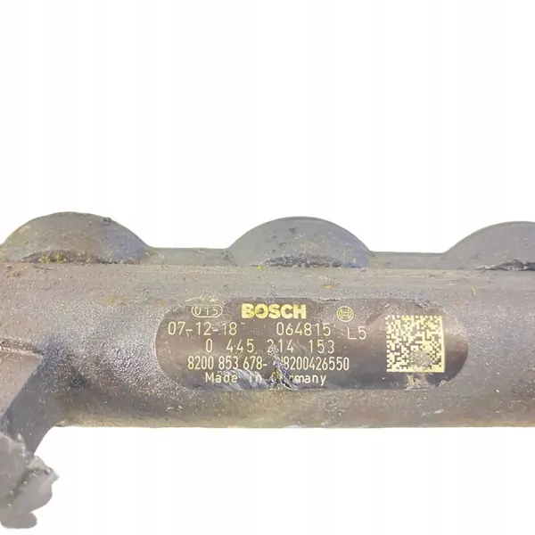 Fuel Distributor Renault Laguna III image 7