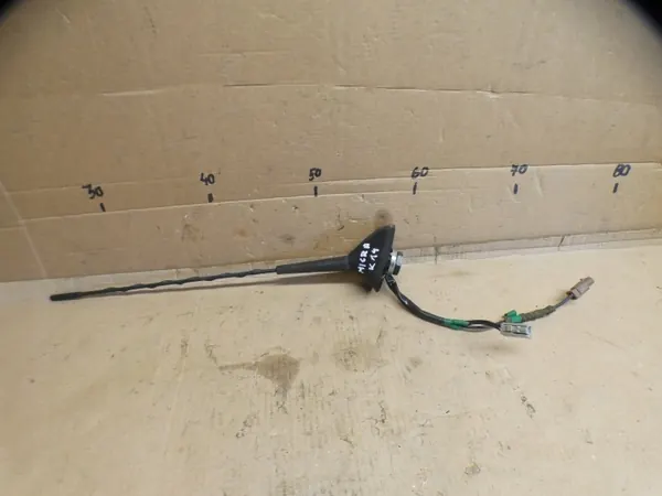 Antena radio Nissan X-Trail T32 26R023002 image 2