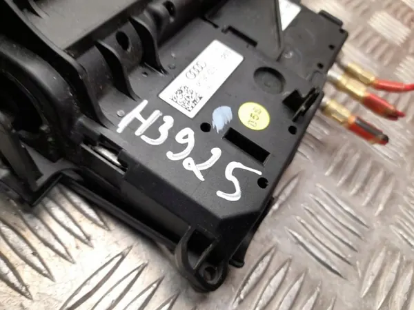 Unité de protection batterie OEM 4K0941823E image 3