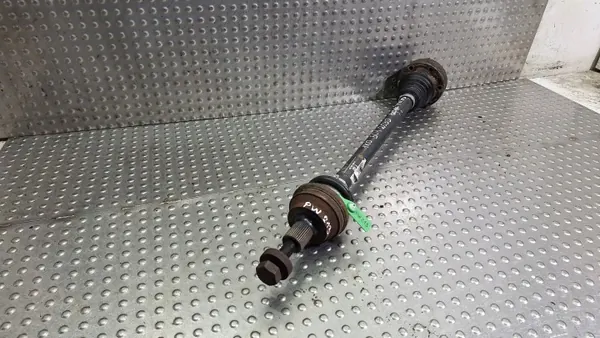 Semi-eje izquierdo trasero OEM S26372766 - Usado image 3