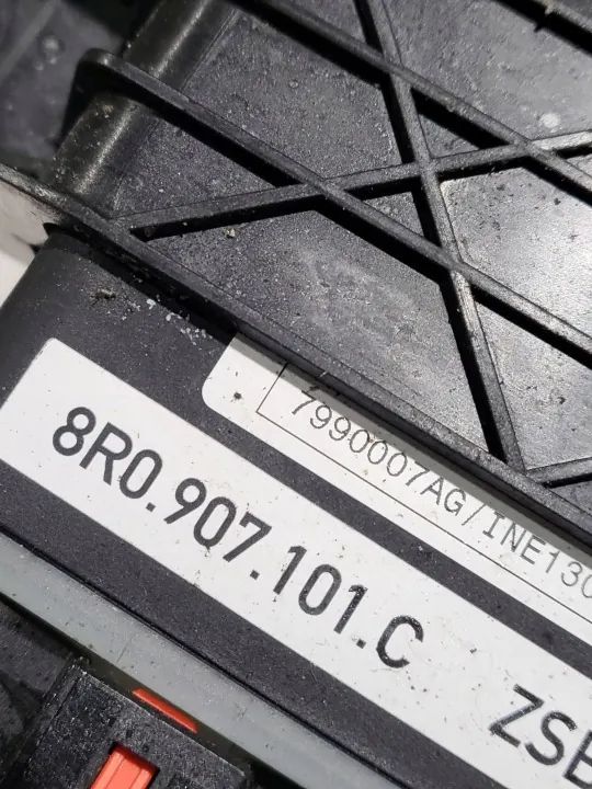 AdBlue-Steuergerät OEM 8R0907101C für Audi Q5 SQ5 image 3
