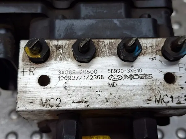 Pompe ABS OEM S25154710 pour Hyundai Elantra V image 9