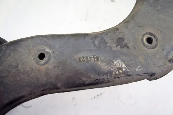 Volvo XC40 D3 2.0d Braccio di Controllo Posteriore Sinistro UK375 image 4