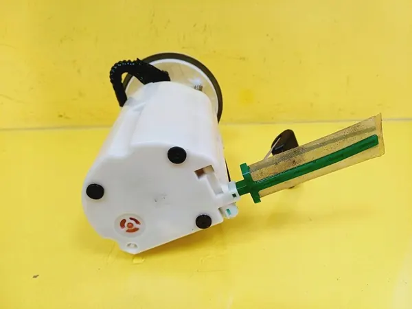 Bomba de Combustível Kia Carens 2.0 CRDI 31110-1D200 image 8