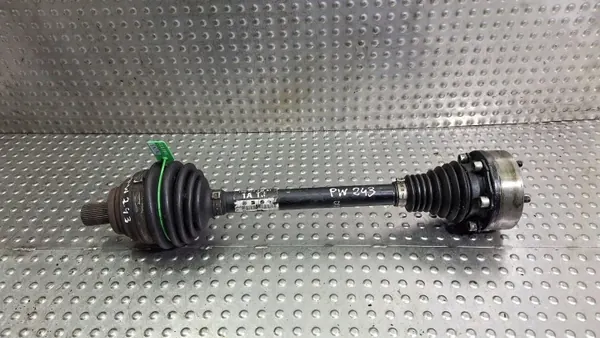 Fram vänster halvaxel OEM S26372736 - Begagnad image 2