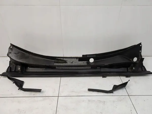 OEM 55708-42230/40 Plast vindruta panel Toyota image 2