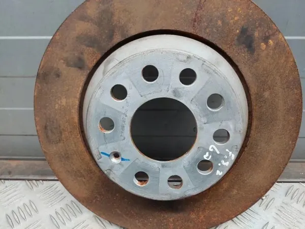 Disco de travão traseiro esquerdo OEM 3Q0615601A Audi Q3 image 4