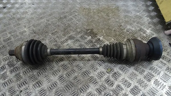 Höger framaxel Audi Q3 8U VW Tiguan image 2