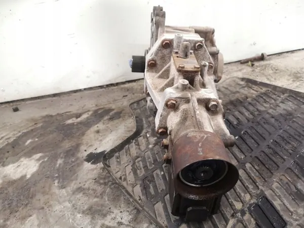 Mitsubishi vaihteiston vähentäjä OEM 067015 ASX 1.8 DID image 4