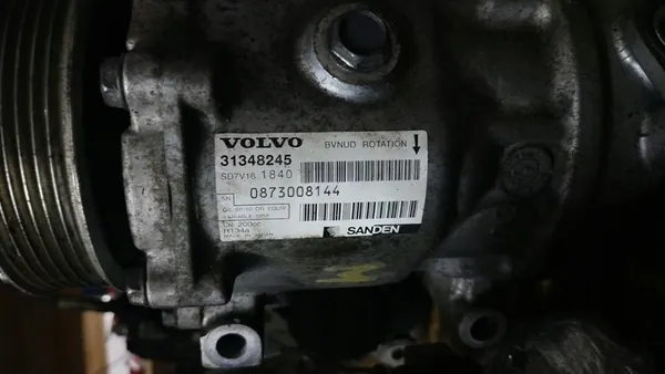VOLVO Ilmastointikompressori - 31348213 image 2