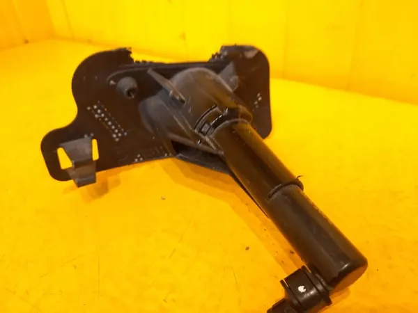 Volvo V60 II Washer Nozzle Hose 2018- image 2